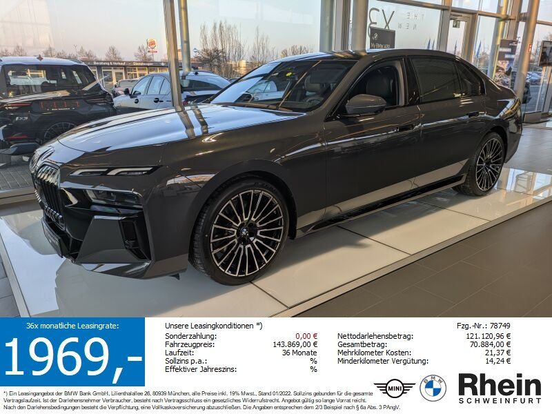 BMW 740