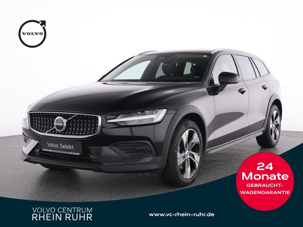 Volvo V60 Cross Country 2024