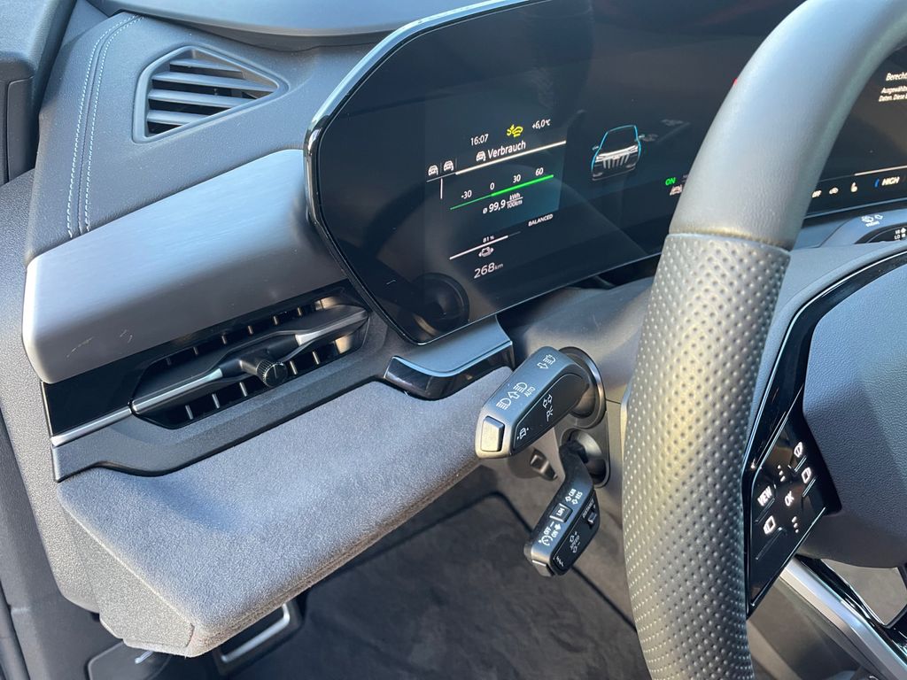 Audi SQ6 e-tron 2025