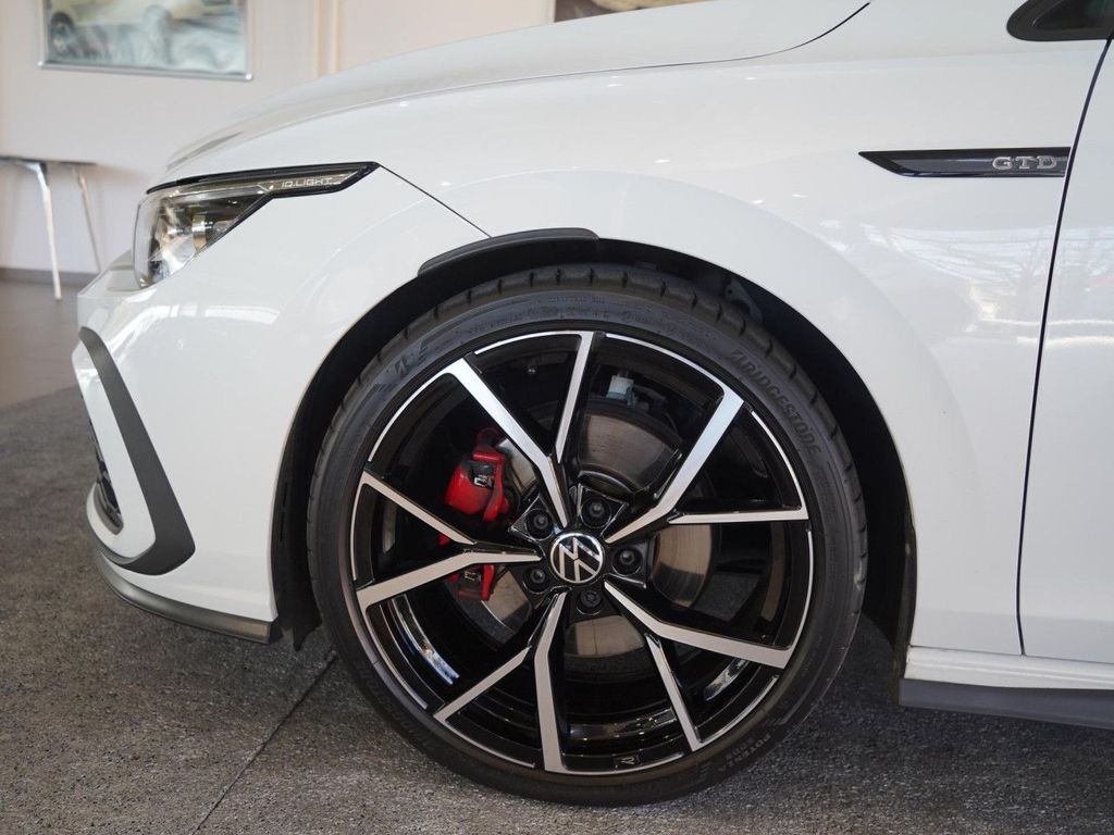 Volkswagen Golf 2022