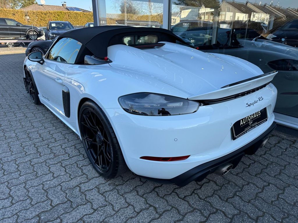 Porsche Boxster 2025