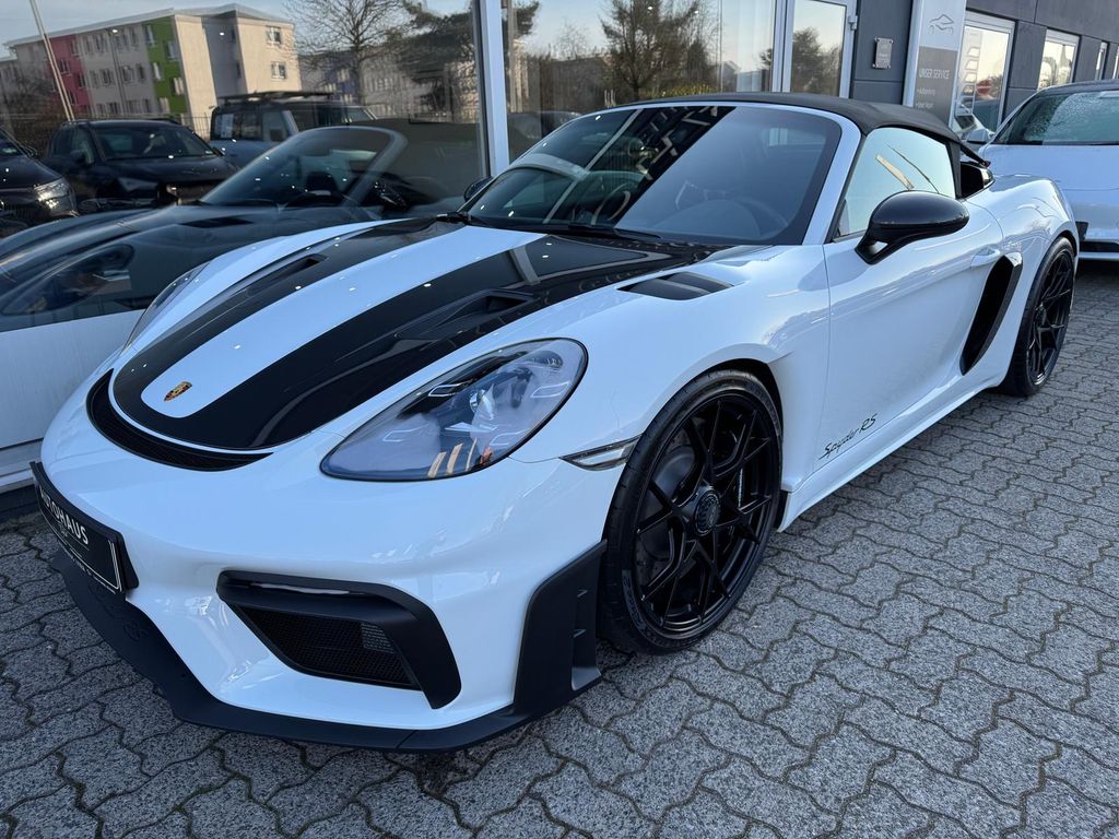 Porsche Boxster 2025