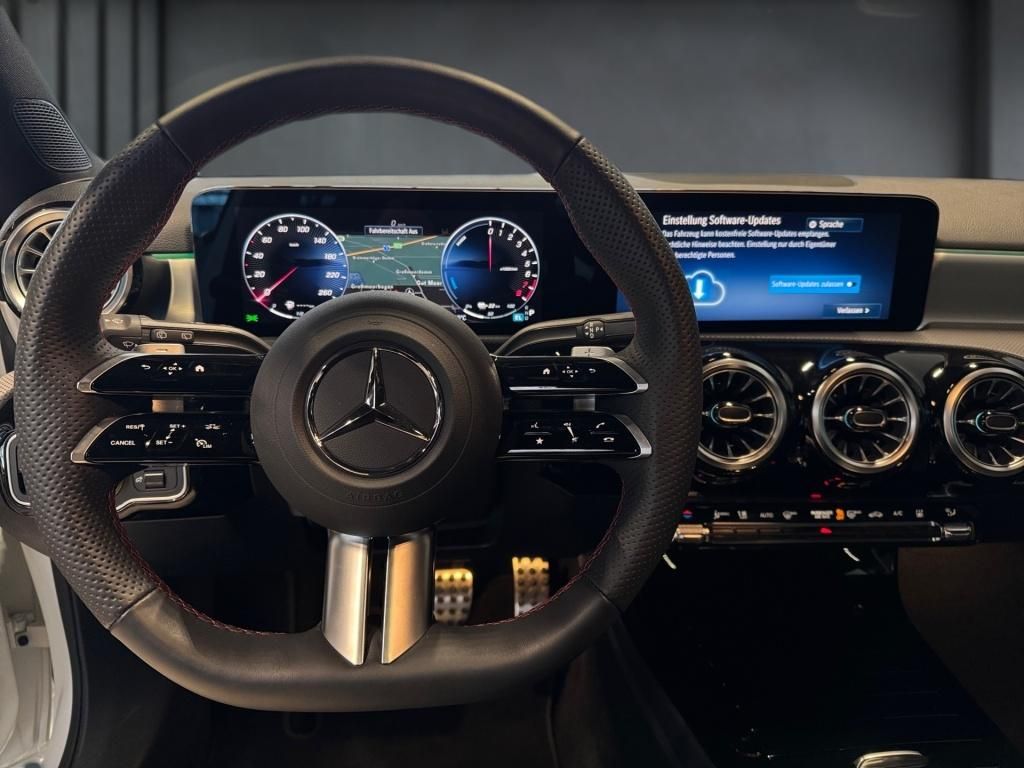 Mercedes-Benz A 250 2025