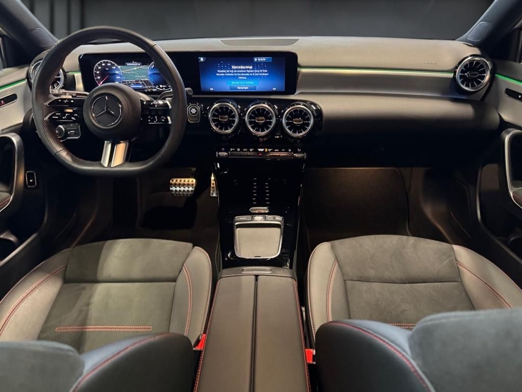 Mercedes-Benz A 250 2025