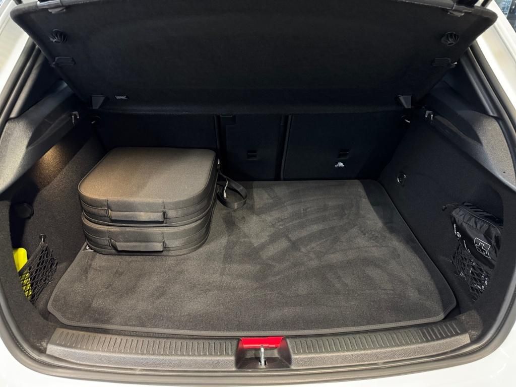 Mercedes-Benz A 250 2025