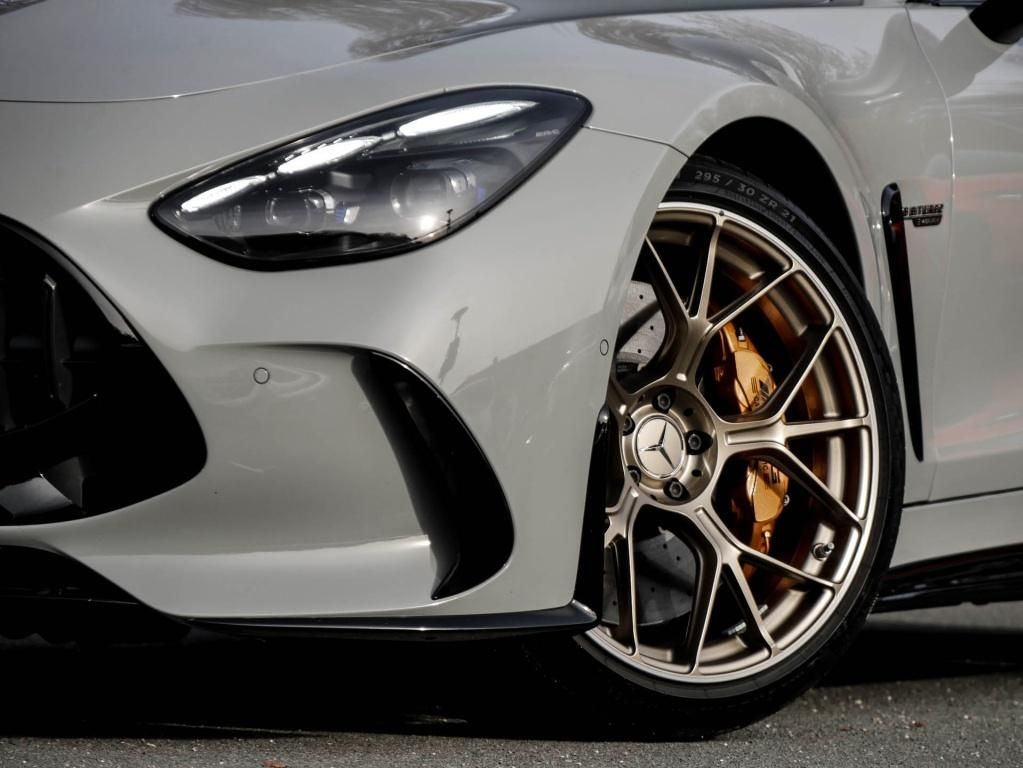 Mercedes-Benz AMG GT 2024