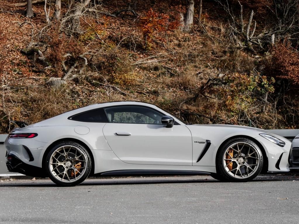 Mercedes-Benz AMG GT 2024