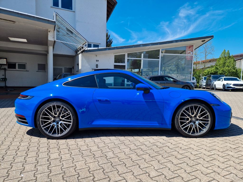 Porsche 992 2025