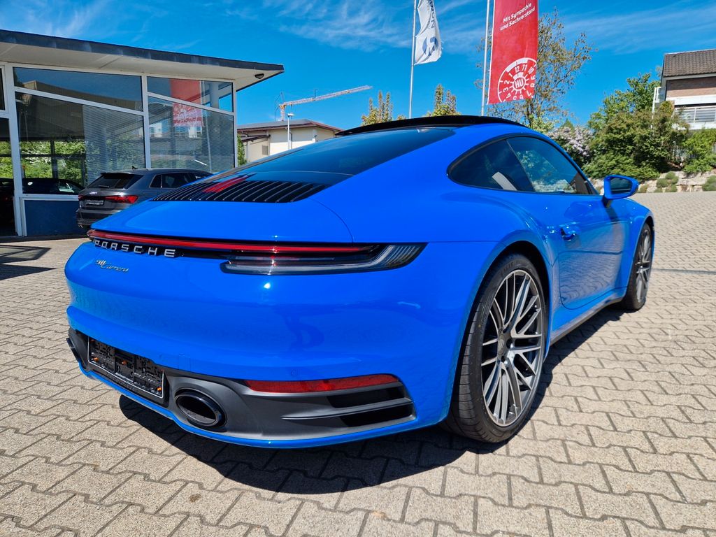 Porsche 992 2025