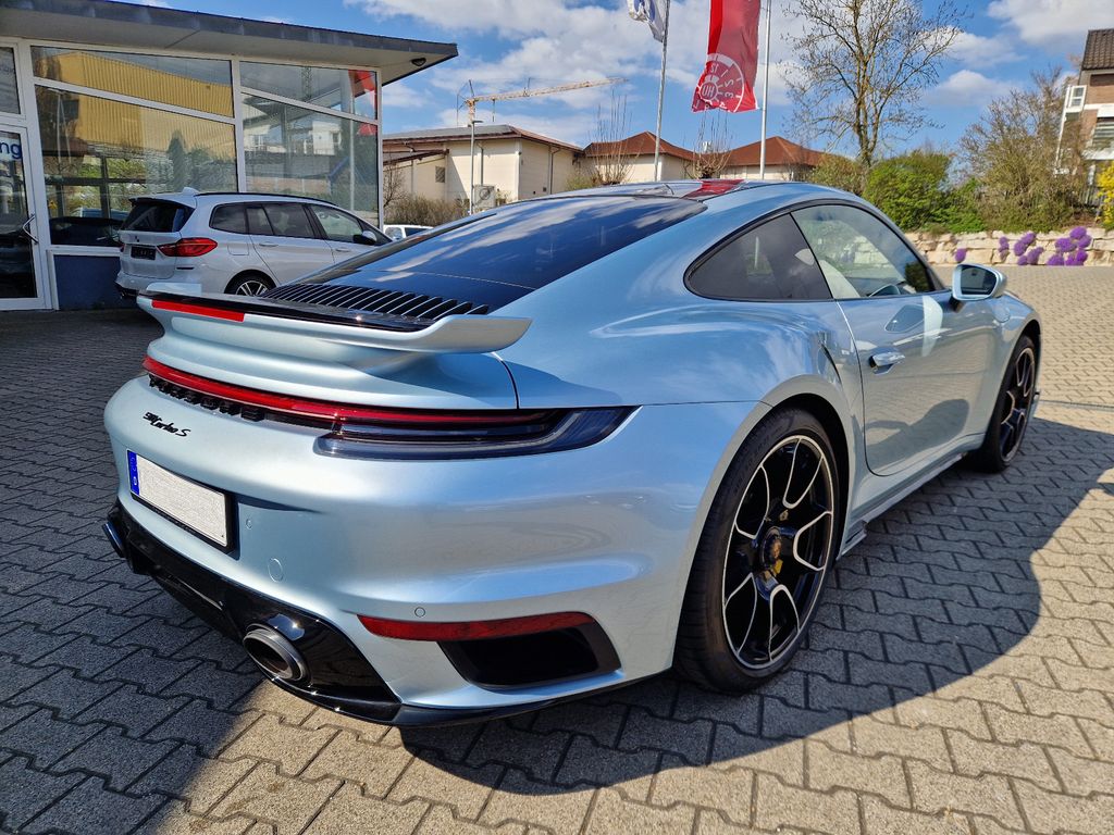 Porsche 992 2024