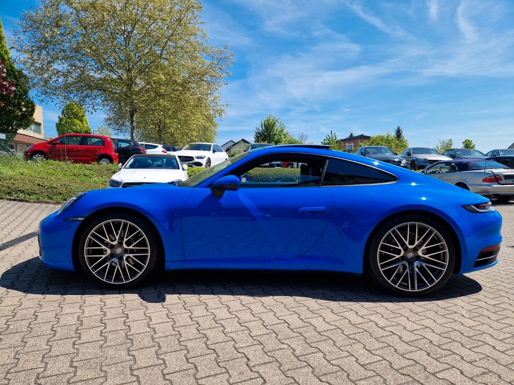 Porsche 992 2025
