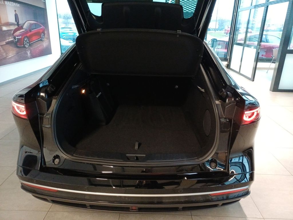 Mazda 6e