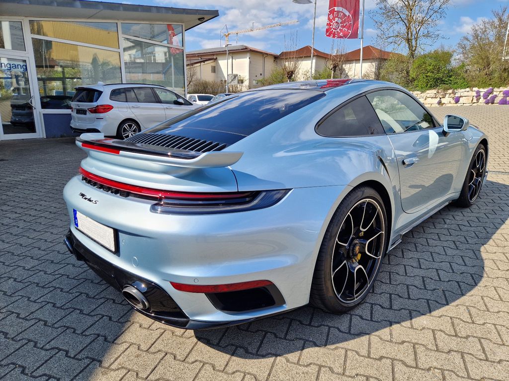 Porsche 992 2024