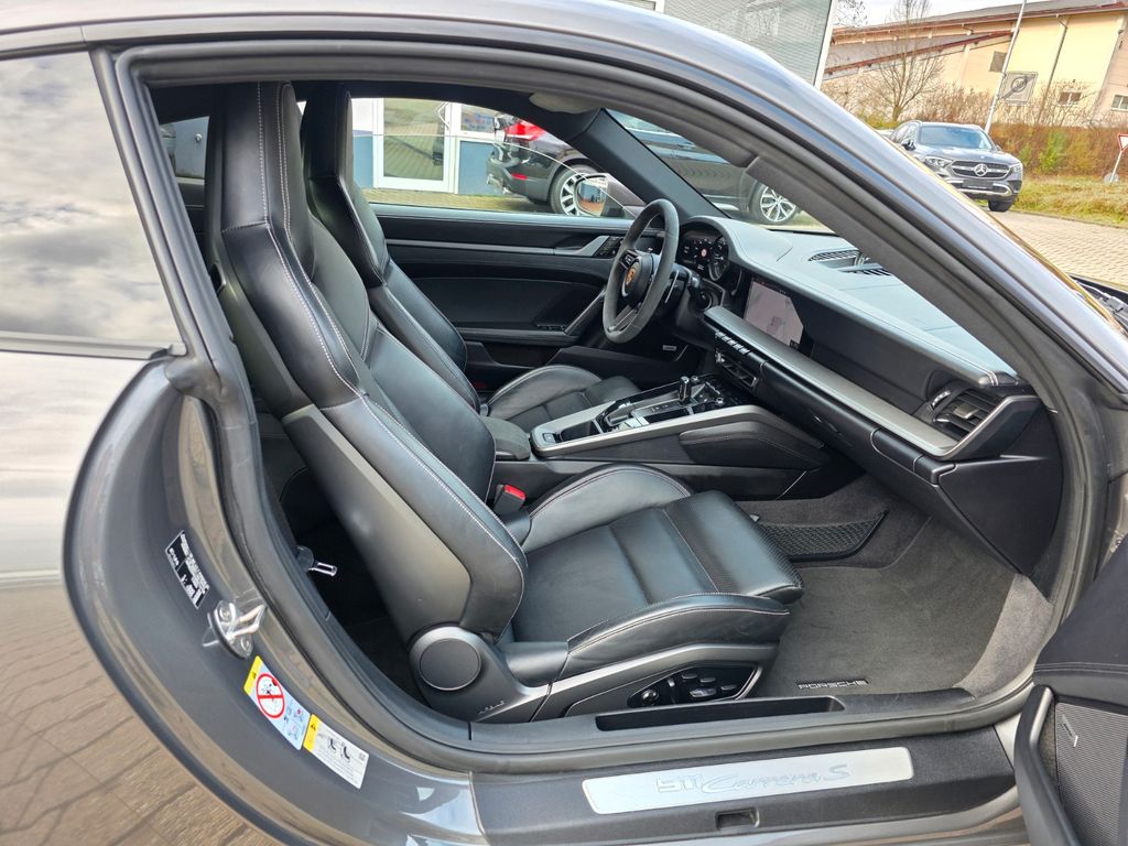 Porsche 992 2021