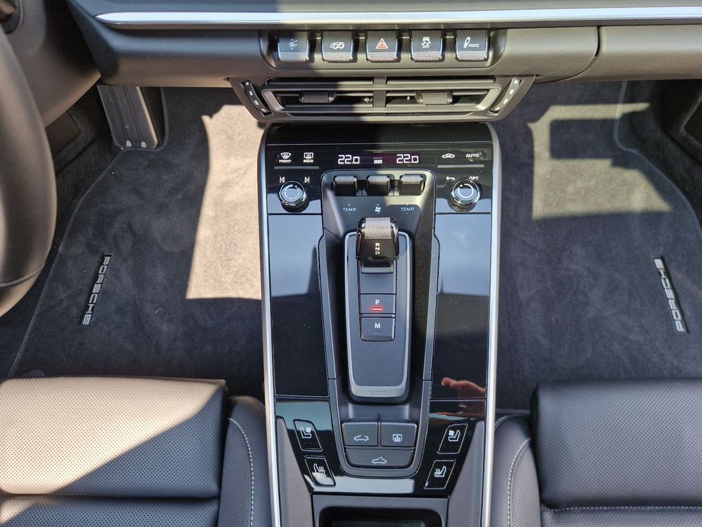 Porsche 992 2024