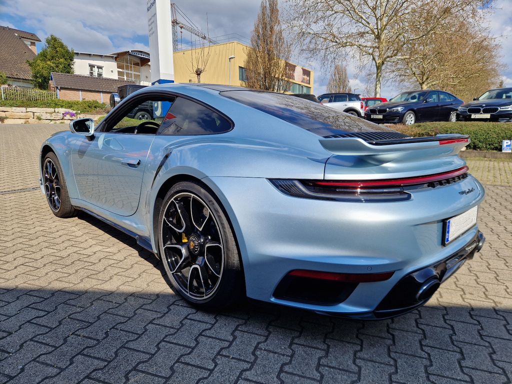 Porsche 992 2024