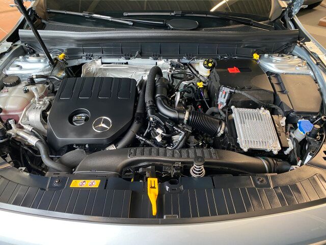 Mercedes-Benz GLB 200 2024