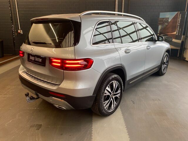 Mercedes-Benz GLB 200 2024