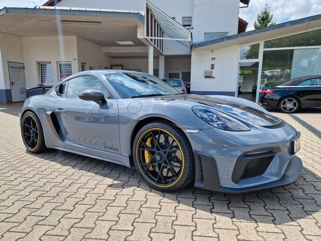 Porsche Cayman 2022