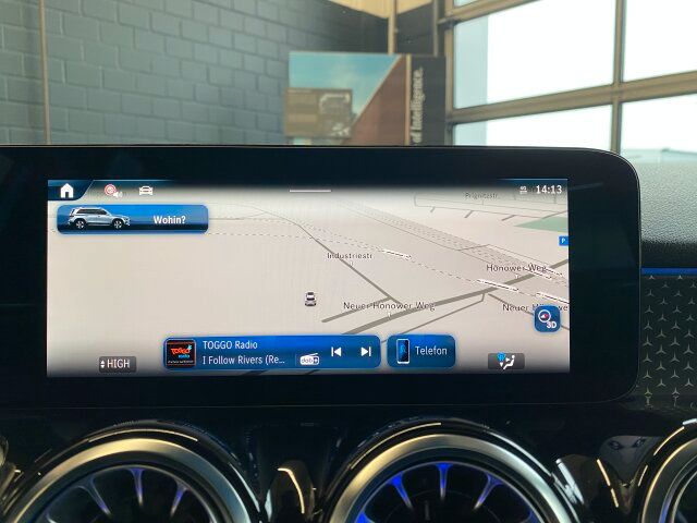 Mercedes-Benz GLB 200 2024