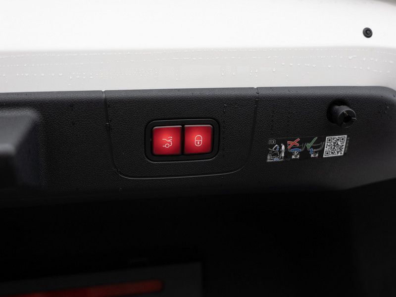 Mercedes-Benz CLA 250 2025