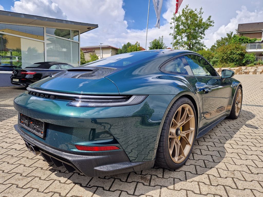 Porsche 992 2023
