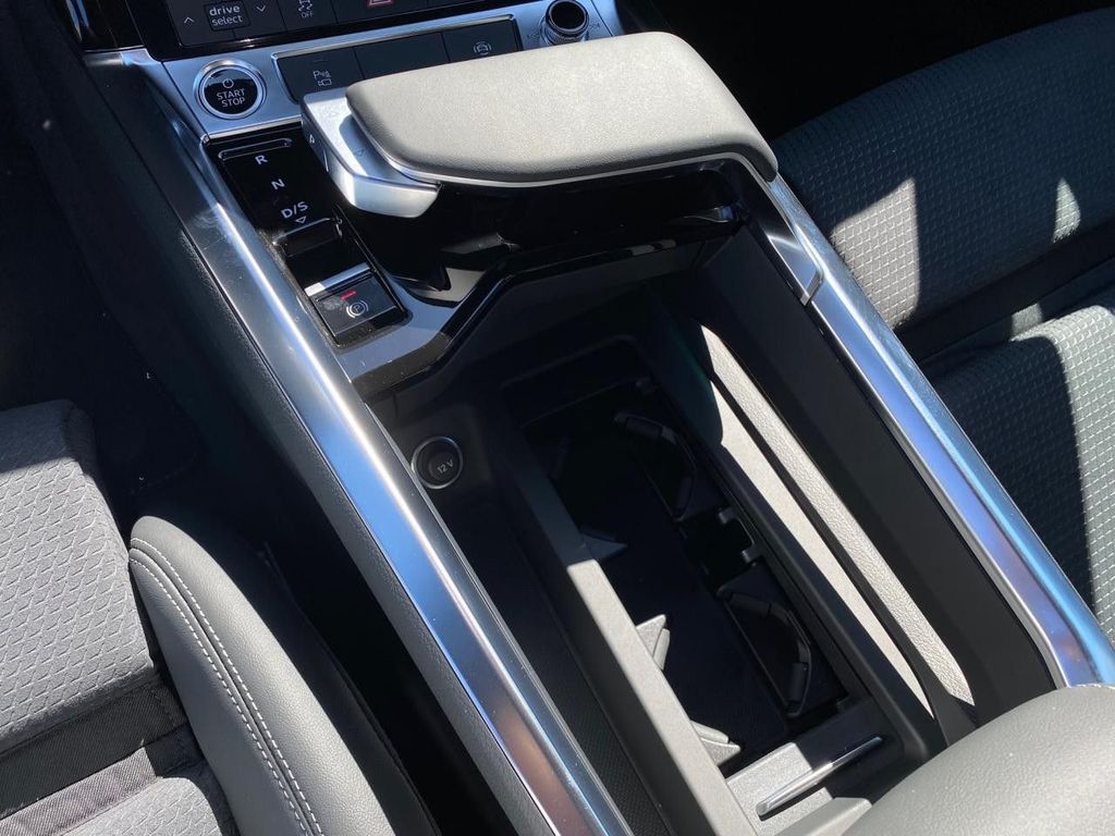 Audi e-tron 2022