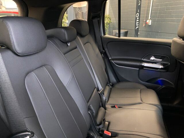 Mercedes-Benz GLB 200 2024