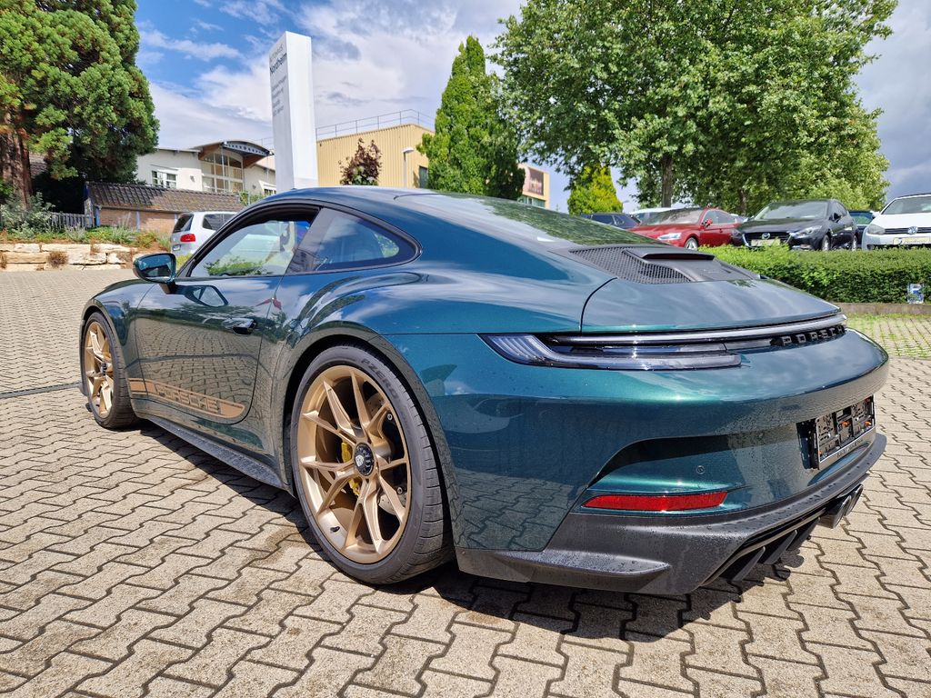 Porsche 992 2023