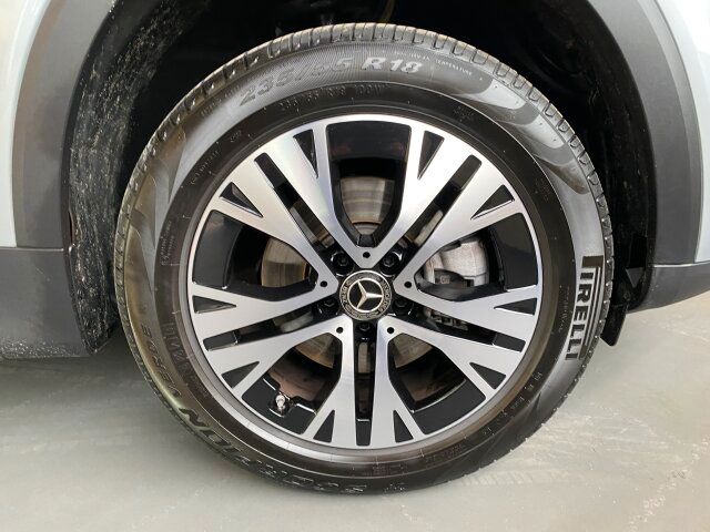 Mercedes-Benz GLB 200 2024