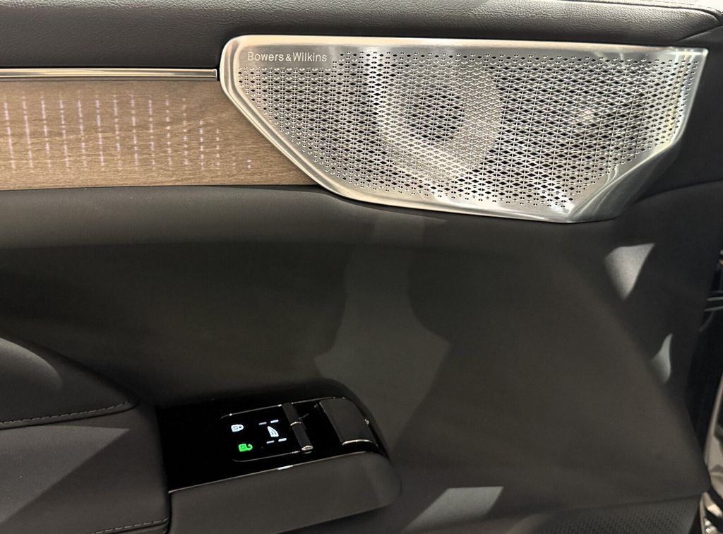 Volvo ES90 2026