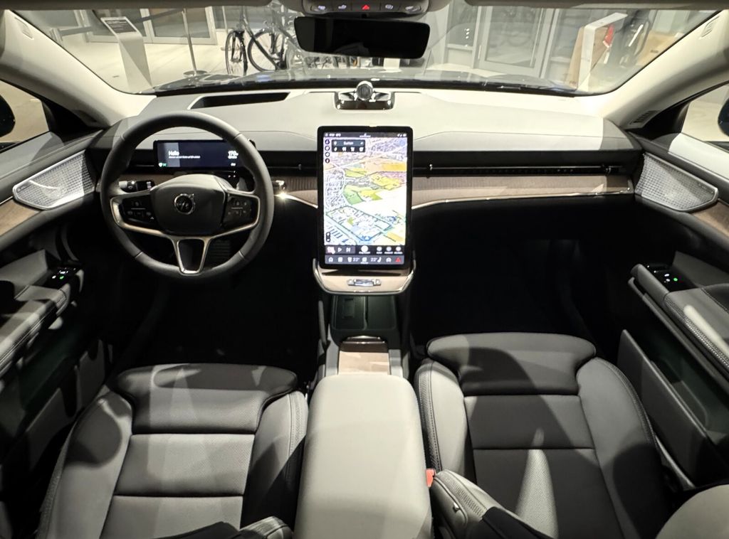 Volvo ES90 2026