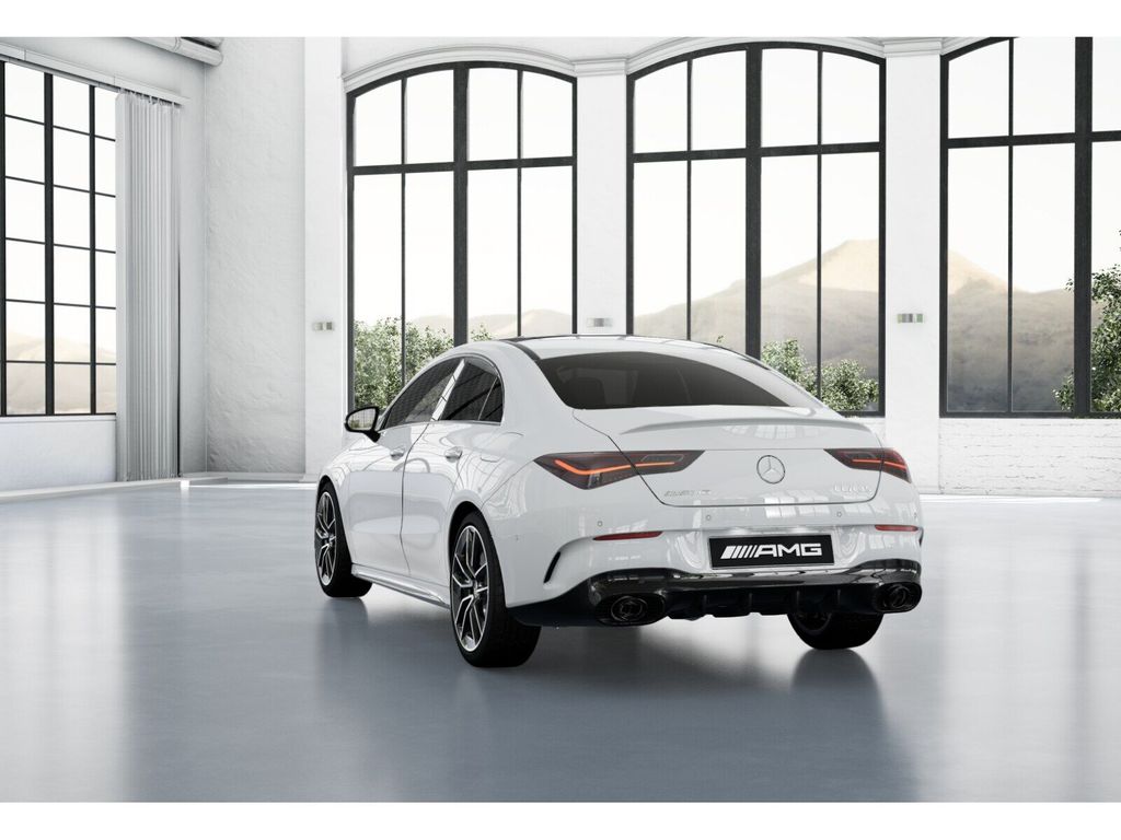 Mercedes-Benz CLA 35 AMG 2024