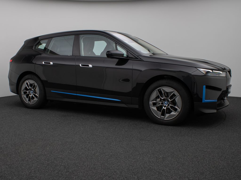 BMW iX 2022