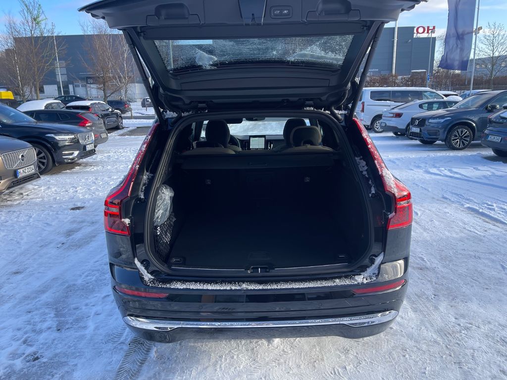 Volvo XC60 2025