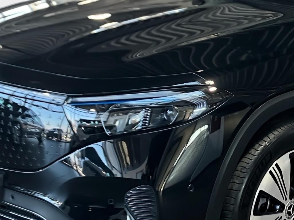 Mercedes-Benz EQB 2025