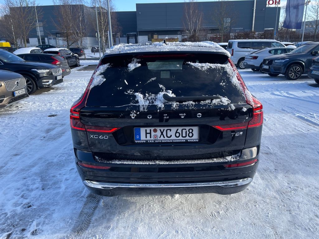 Volvo XC60 2025