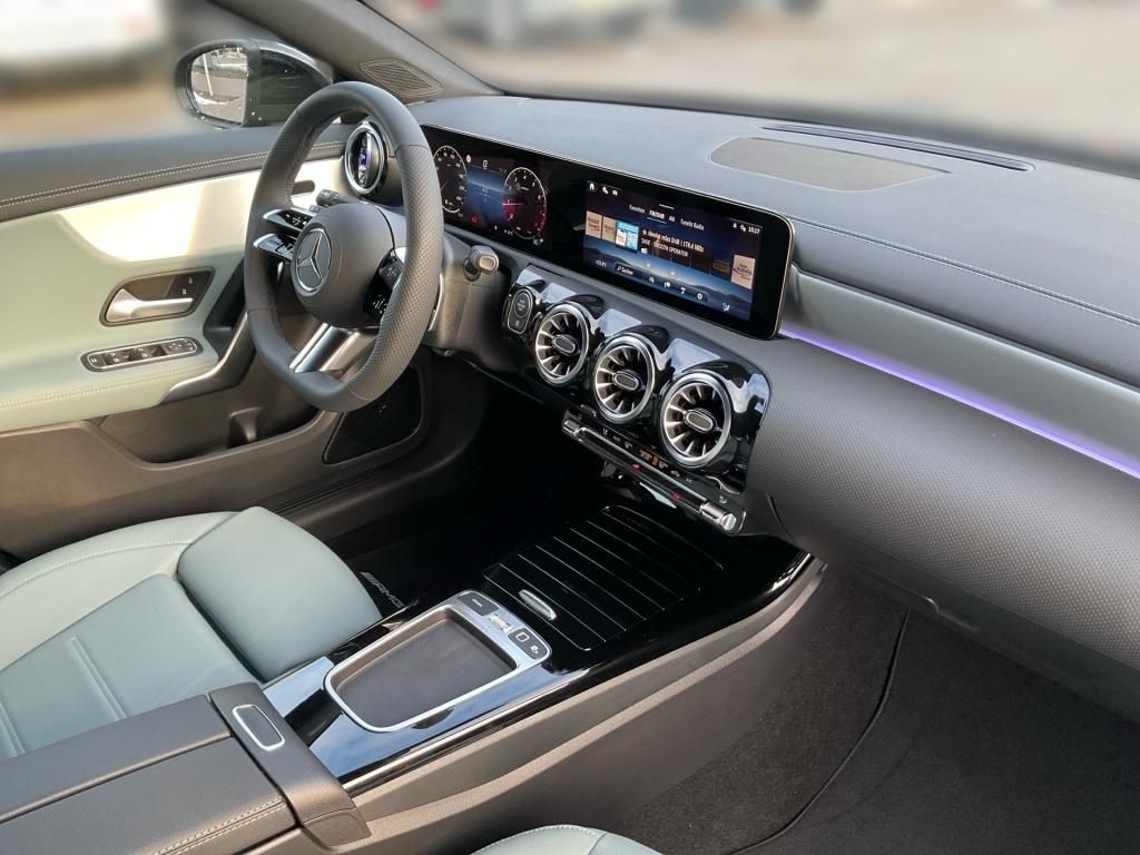 Mercedes-Benz CLA 200 2026