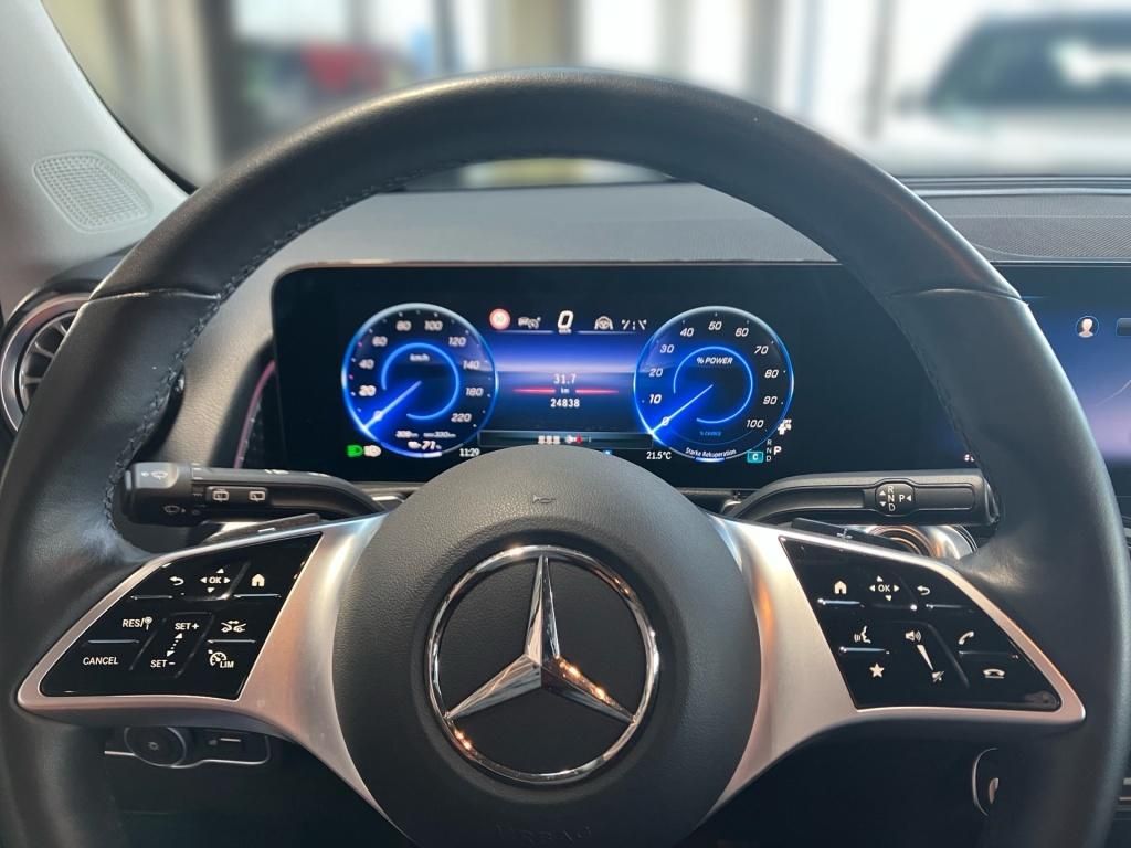 Mercedes-Benz EQB 2025