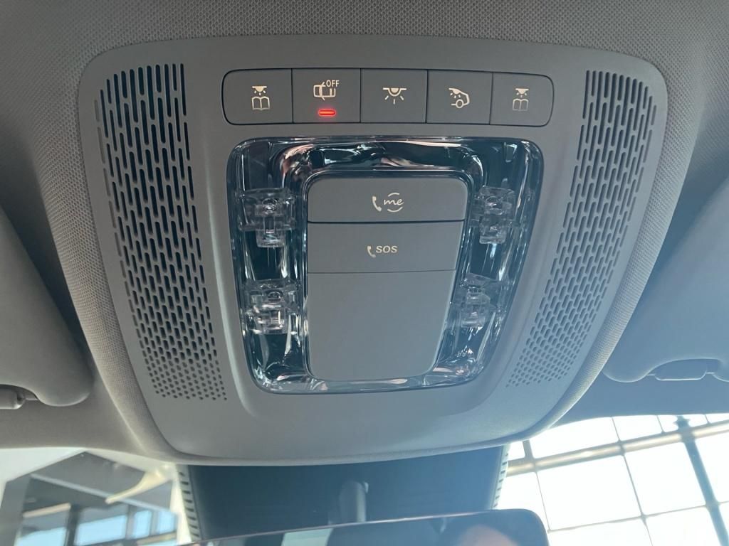 Mercedes-Benz EQB 2025