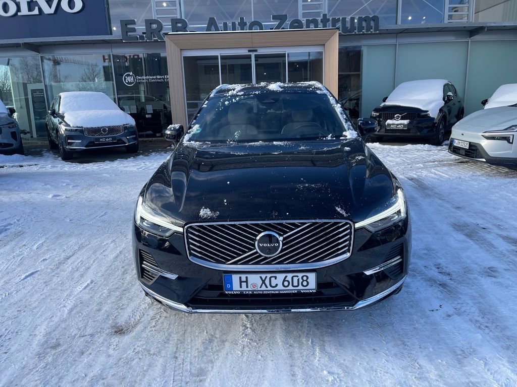 Volvo XC60 2025