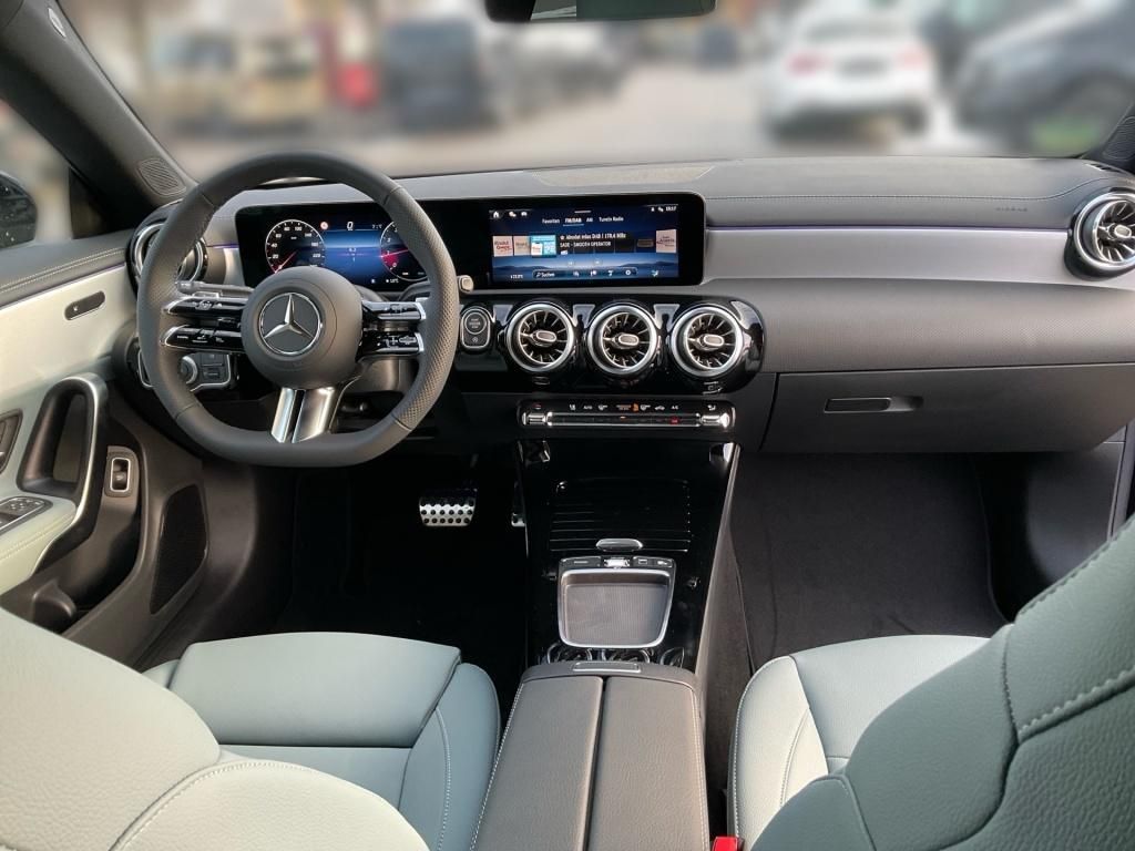 Mercedes-Benz CLA 200 2026