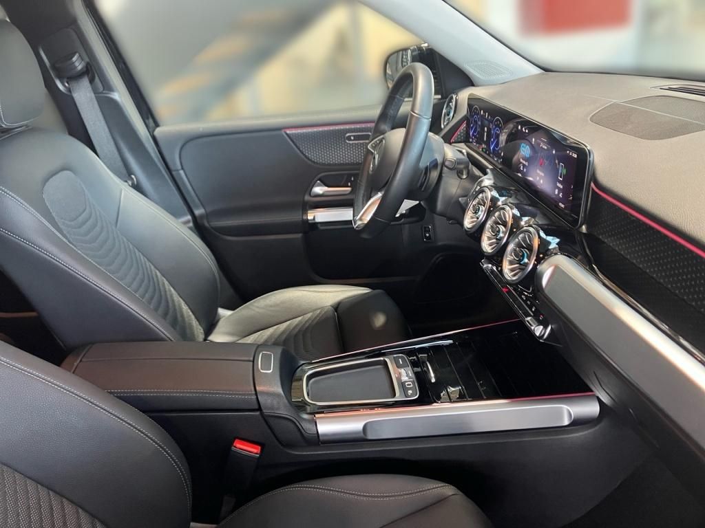 Mercedes-Benz EQB 2025