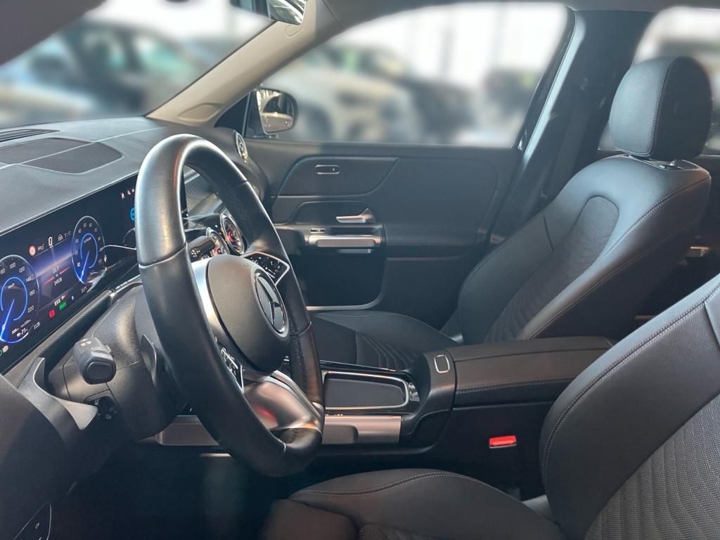 Mercedes-Benz EQB 2025