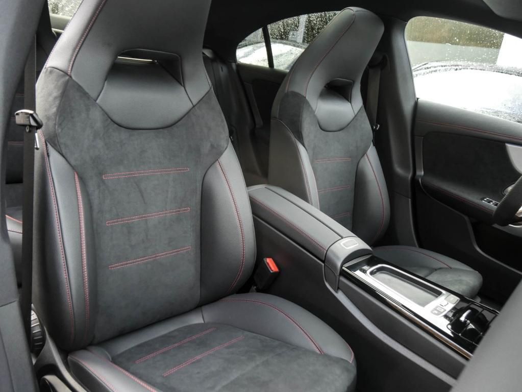 Mercedes-Benz CLA 200 2026