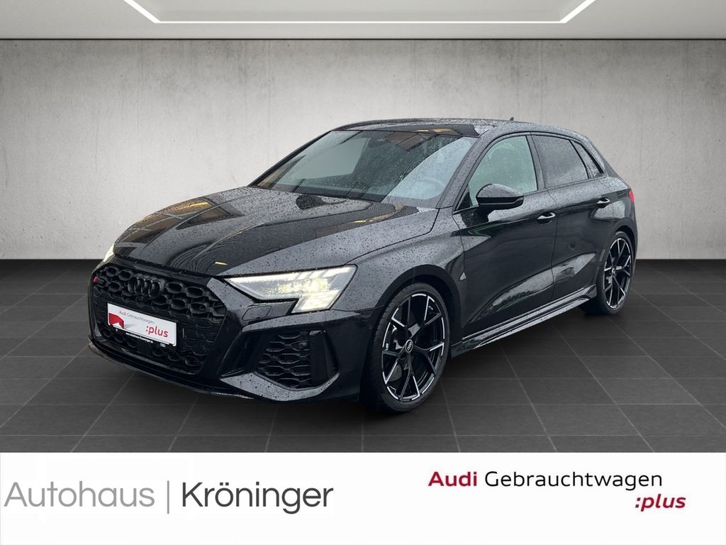 Audi RS3 2024