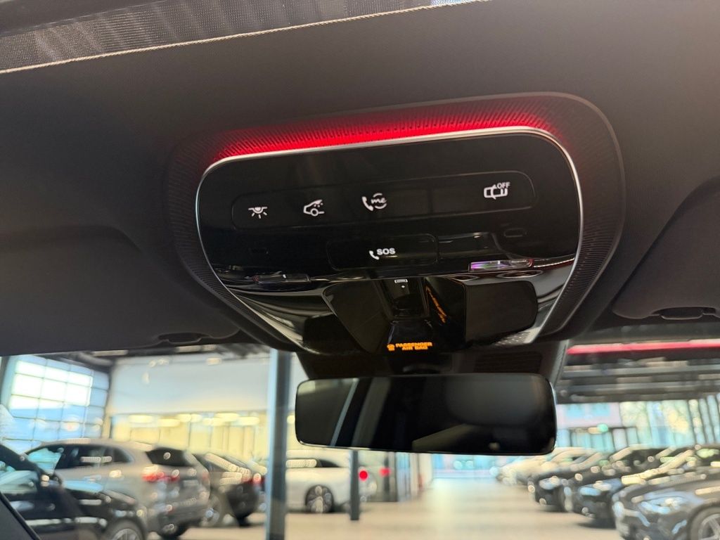 Mercedes-Benz C 300 2025