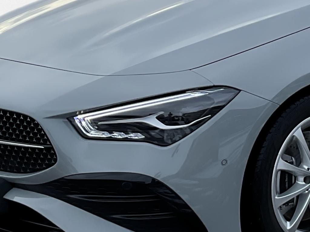 Mercedes-Benz CLA 200 2026