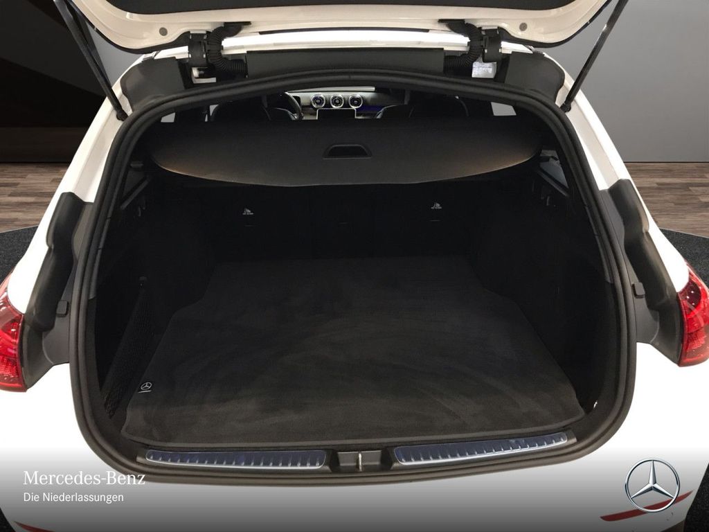 Mercedes-Benz C 200 2025