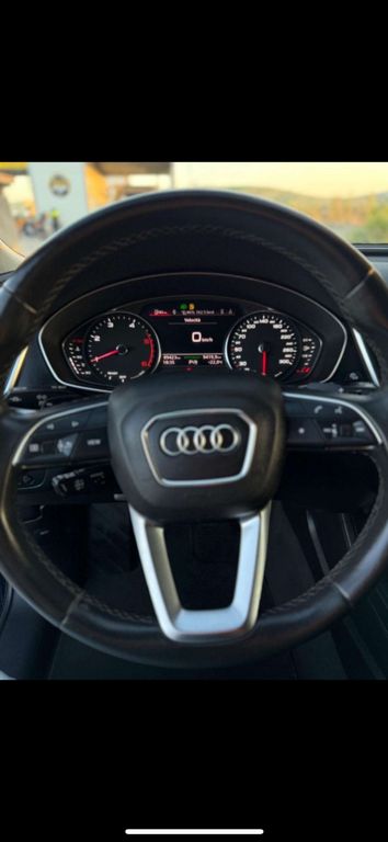 Audi Q5 2021